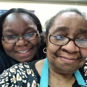 Meet your Posher, Regina